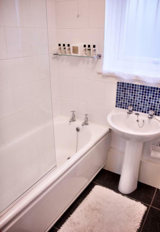 Newly Refurbished In Town Center Apartment St Andrews Exterior photo